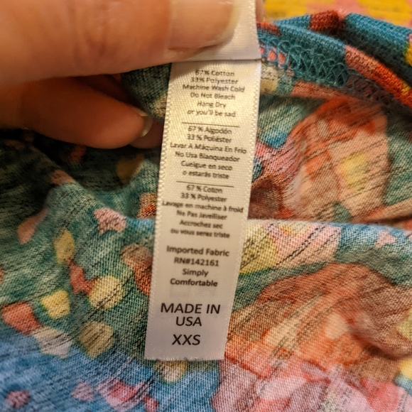 LulaRoe floral print classic t-shirt size xxs - Picture 7 of 7